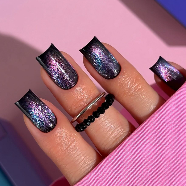 Гель лак кошачий глаз LUNAmoon Color Cat Eye №264 фиолетовый 8 мл